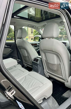 Внедорожник / Кроссовер Audi Q5 2015 в 
