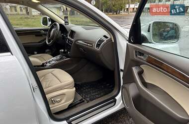 Позашляховик / Кросовер Audi Q5 2014 в 