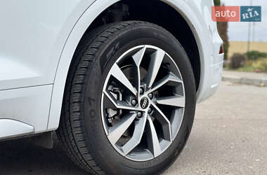 Внедорожник / Кроссовер Audi Q5 2022 в 