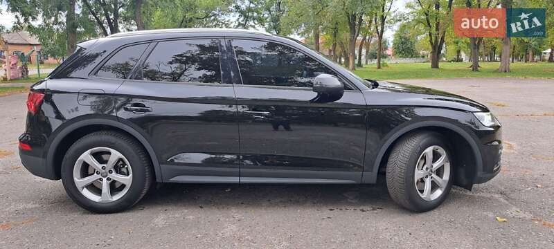 Внедорожник / Кроссовер Audi Q5 2020 в Полтаве