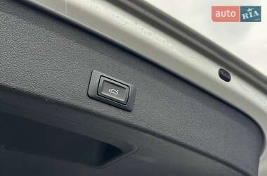 Позашляховик / Кросовер Audi Q5 2013 в 