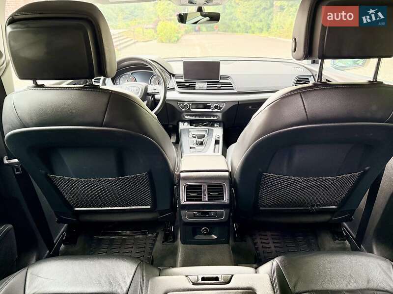 Внедорожник / Кроссовер Audi Q5 2018 в Львове фото 32 Внедорожник / Кроссовер Audi Q5 2018 в Львове