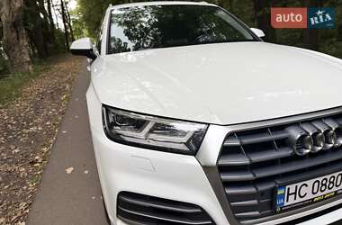 Внедорожник / Кроссовер Audi Q5 2018 в 