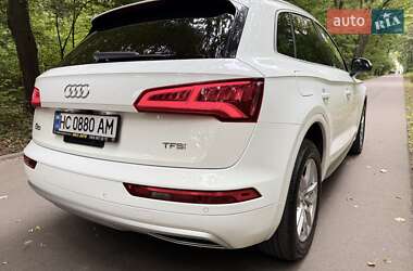 Внедорожник / Кроссовер Audi Q5 2018 в 