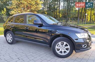 Внедорожник / Кроссовер Audi Q5 2016 в 