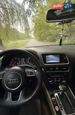 Внедорожник / Кроссовер Audi Q5 2012 в 