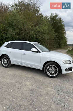 Внедорожник / Кроссовер Audi Q5 2012 в 