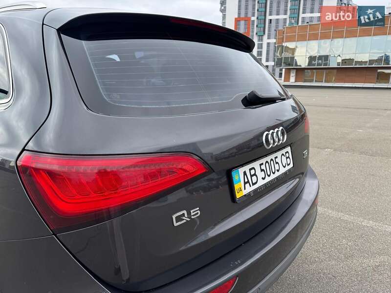 Позашляховик / Кросовер Audi Q5 2014 в Києві