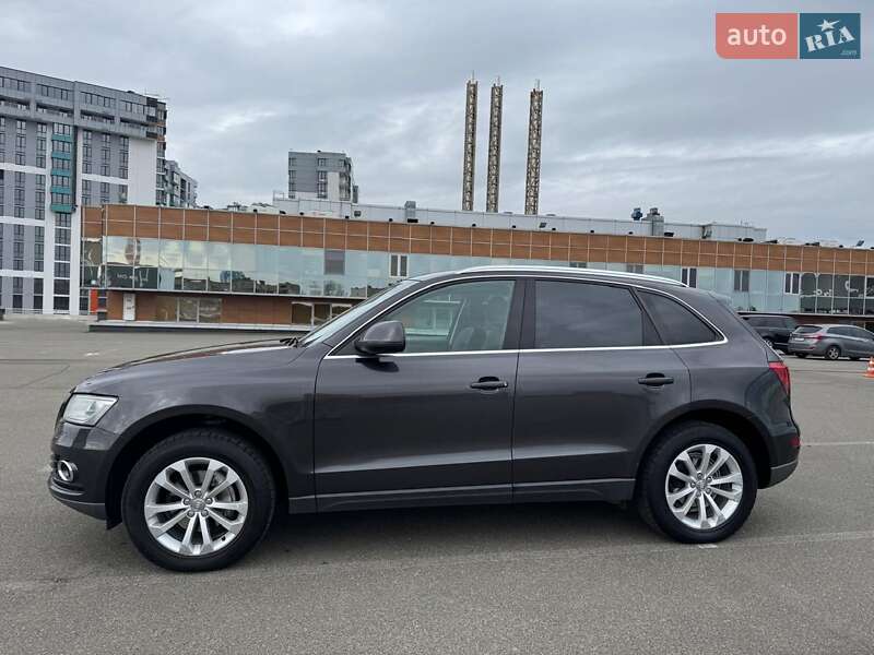Позашляховик / Кросовер Audi Q5 2014 в Києві