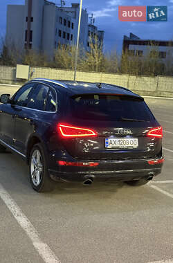 Позашляховик / Кросовер Audi Q5 2013 в 