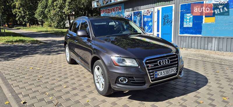 Внедорожник / Кроссовер Audi Q5 2015 в 