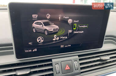 Позашляховик / Кросовер Audi Q5 2020 в 
