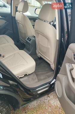 Внедорожник / Кроссовер Audi Q5 2015 в 