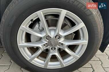 Внедорожник / Кроссовер Audi Q5 2011 в 
