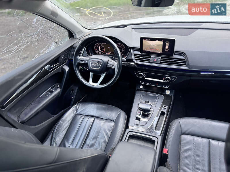 Позашляховик / Кросовер Audi Q5 2018 в Львові