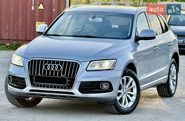 Позашляховик / Кросовер Audi Q5 2015 в 
