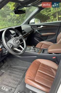 Позашляховик / Кросовер Audi Q5 2017 в 