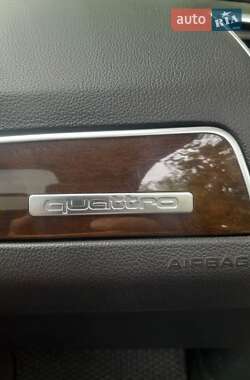 Внедорожник / Кроссовер Audi Q5 2010 в 