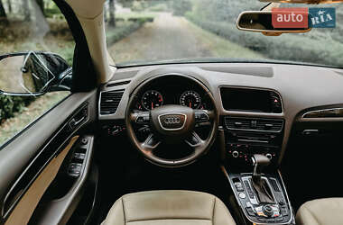Позашляховик / Кросовер Audi Q5 2013 в 