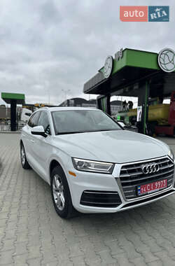 Позашляховик / Кросовер Audi Q5 2019 в 