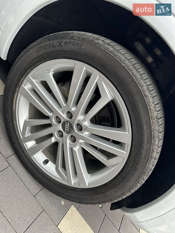 Внедорожник / Кроссовер Audi Q5 2019 в Тернополе фото 17 Внедорожник / Кроссовер Audi Q5 2019 в Тернополе