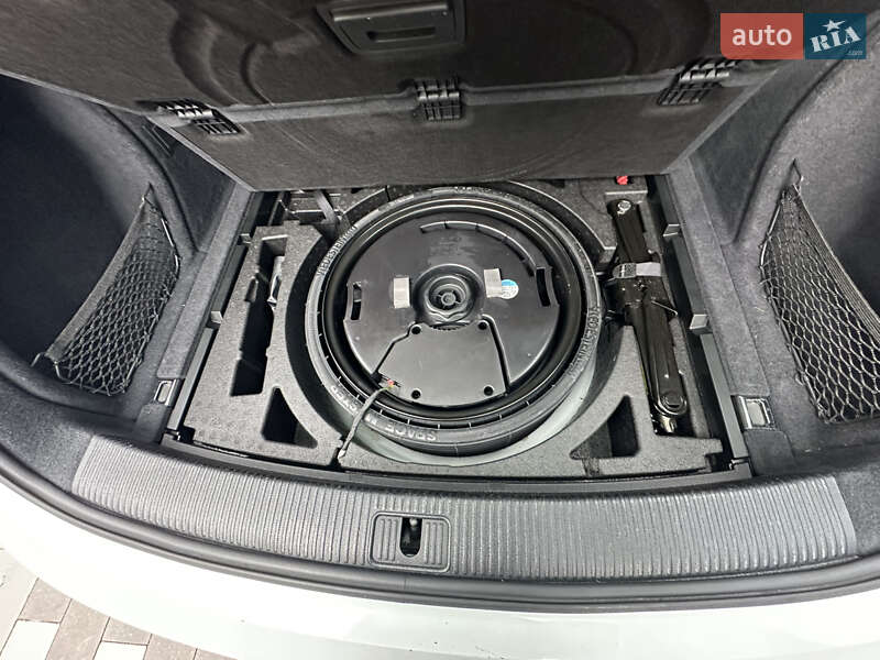 Внедорожник / Кроссовер Audi Q5 2019 в Тернополе фото 25 Внедорожник / Кроссовер Audi Q5 2019 в Тернополе