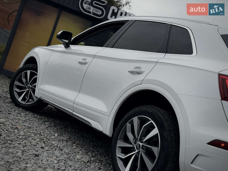 Внедорожник / Кроссовер Audi Q5 2020 в Стрые