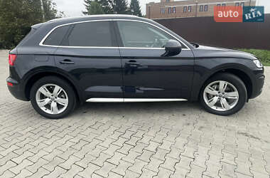 Внедорожник / Кроссовер Audi Q5 2019 в 