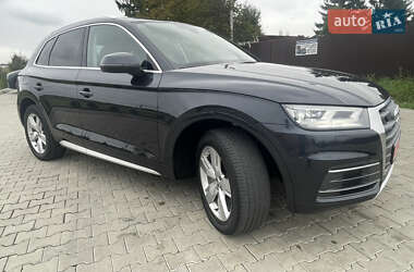 Внедорожник / Кроссовер Audi Q5 2019 в 