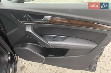 Внедорожник / Кроссовер Audi Q5 2019 в 