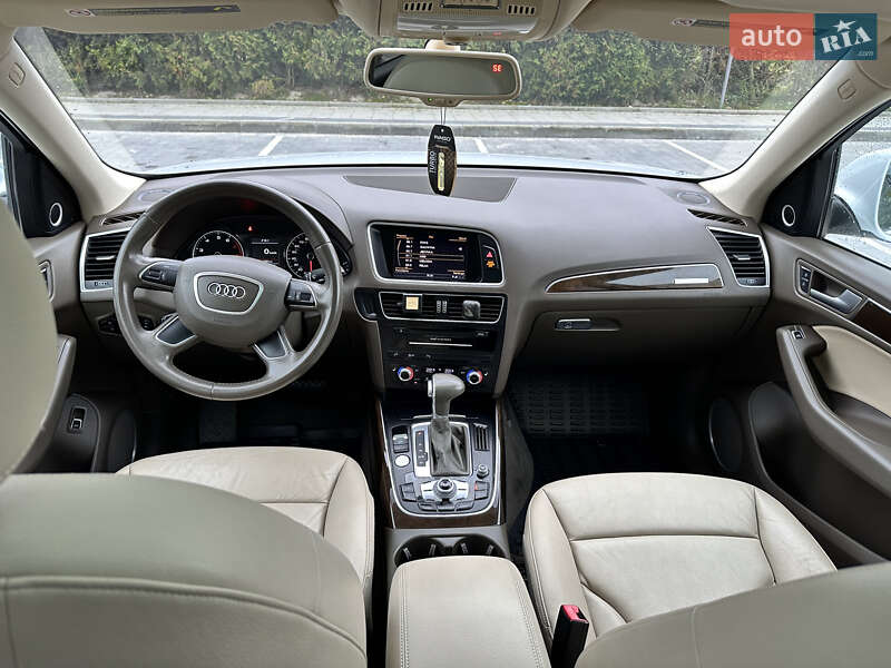 Внедорожник / Кроссовер Audi Q5 2014 в Городке