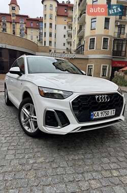 Позашляховик / Кросовер Audi Q5 2021 в Києві