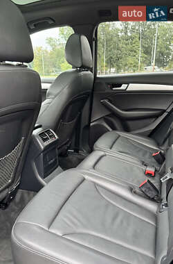 Позашляховик / Кросовер Audi Q5 2013 в 