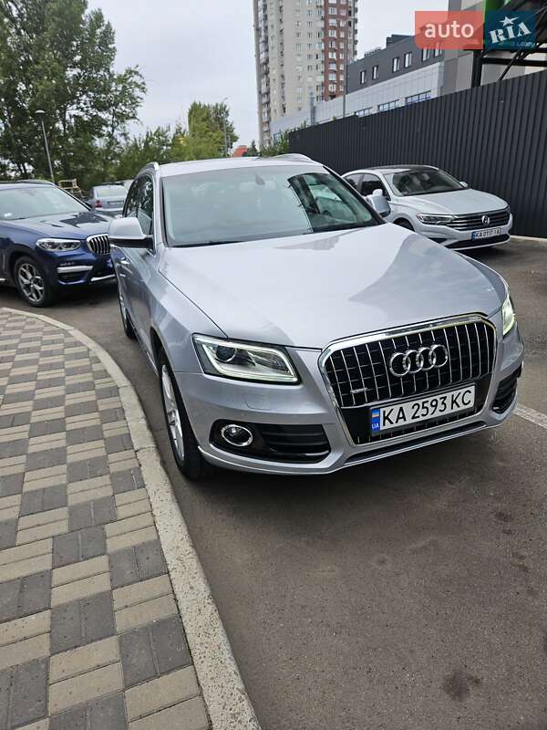 Внедорожник / Кроссовер Audi Q5 2016 в Киеве