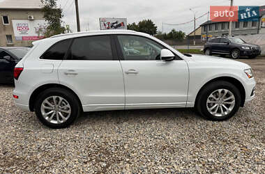 Внедорожник / Кроссовер Audi Q5 2016 в 