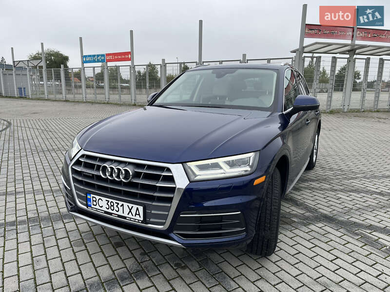 Внедорожник / Кроссовер Audi Q5 2017 в Львове