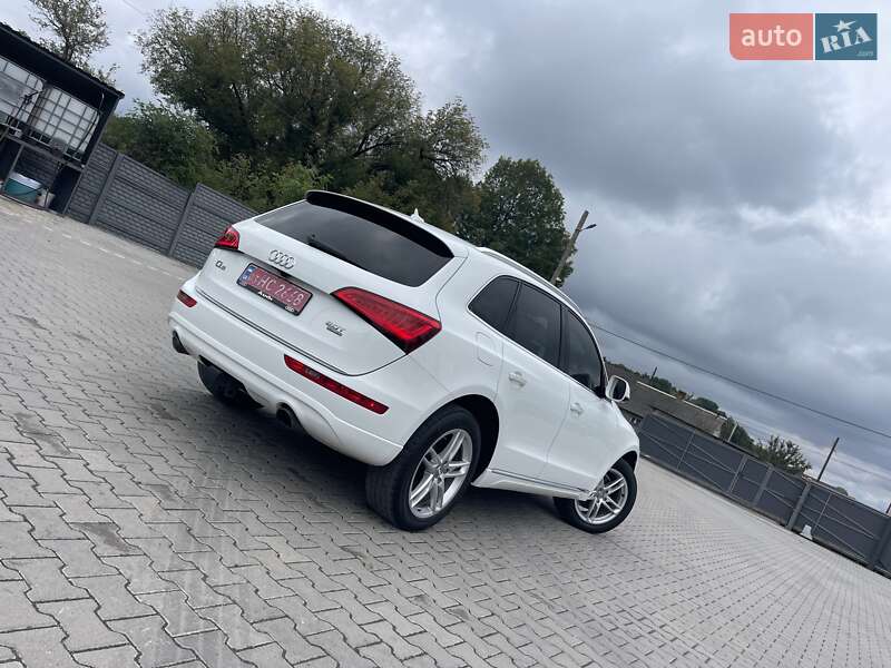 Внедорожник / Кроссовер Audi Q5 2016 в Киеве