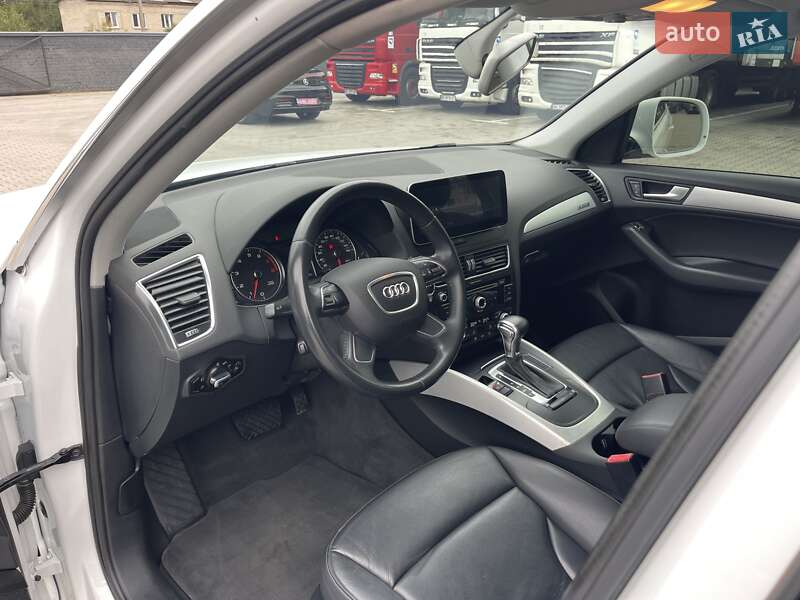 Внедорожник / Кроссовер Audi Q5 2016 в Киеве