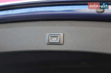 Позашляховик / Кросовер Audi Q5 2014 в 