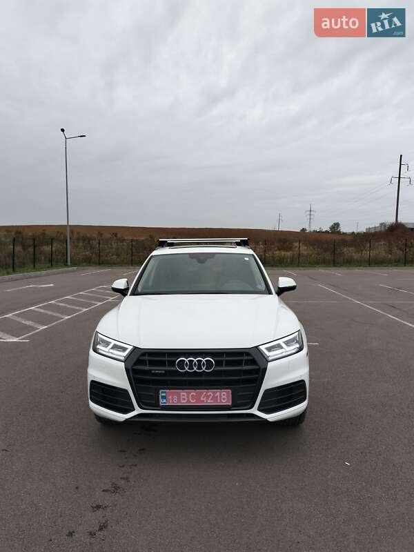 Внедорожник / Кроссовер Audi Q5 2020 в Ровно