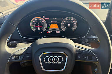 Внедорожник / Кроссовер Audi Q5 2023 в 