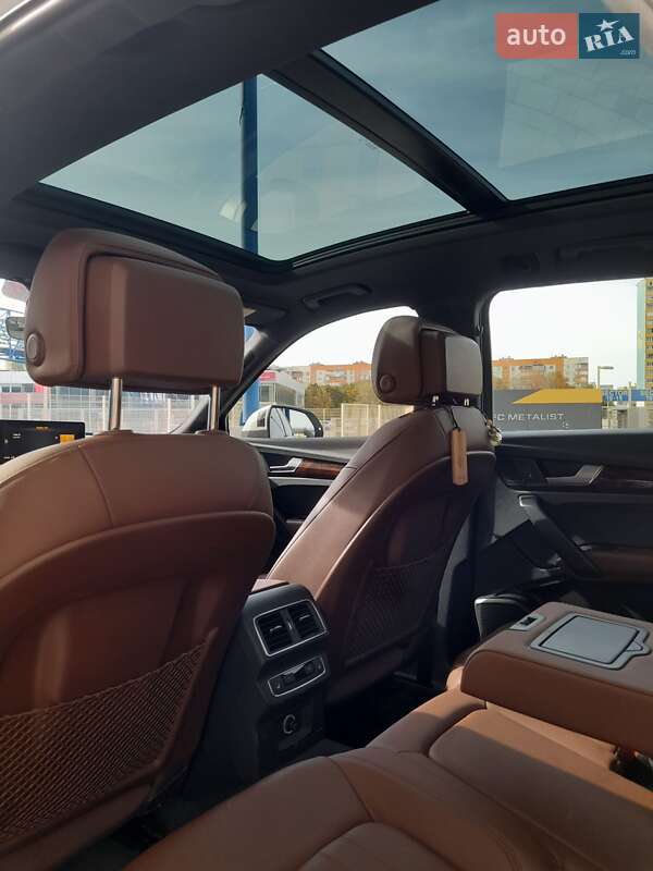 Позашляховик / Кросовер Audi Q5 2017 в Харкові