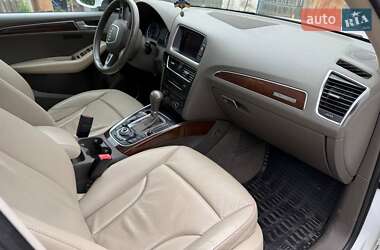 Внедорожник / Кроссовер Audi Q5 2011 в 