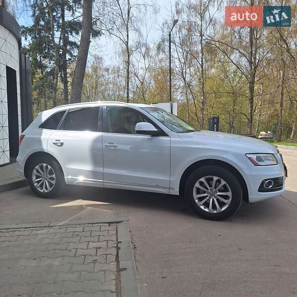 Внедорожник / Кроссовер Audi Q5 2013 в Тернополе