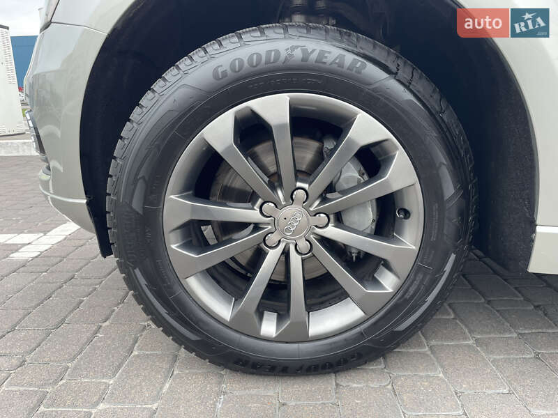 Внедорожник / Кроссовер Audi Q5 2014 в Киеве