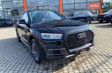 Позашляховик / Кросовер Audi Q5 2017 в Львові