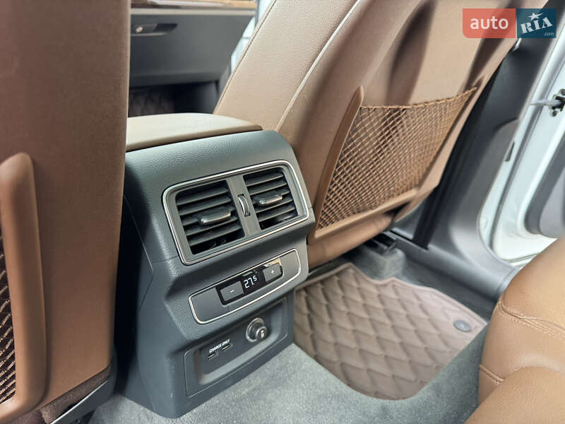 Внедорожник / Кроссовер Audi Q5 2019 в Киеве