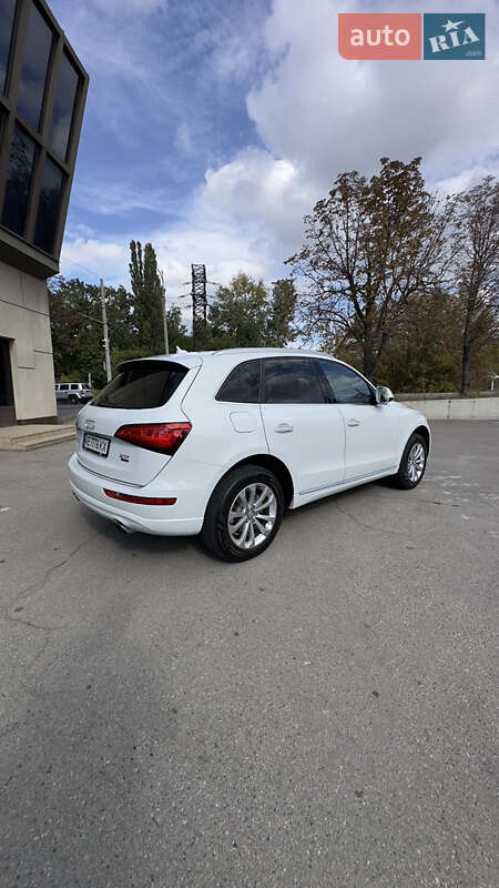 Внедорожник / Кроссовер Audi Q5 2015 в Днепре