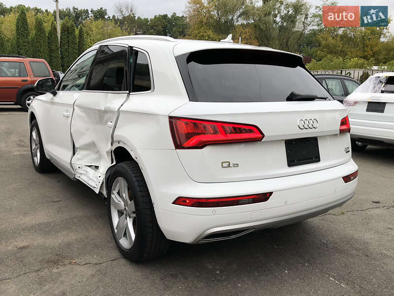Внедорожник / Кроссовер Audi Q5 2018 в Ирпене