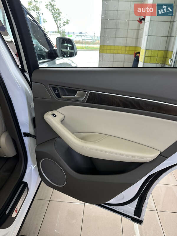 Внедорожник / Кроссовер Audi Q5 2015 в Киеве